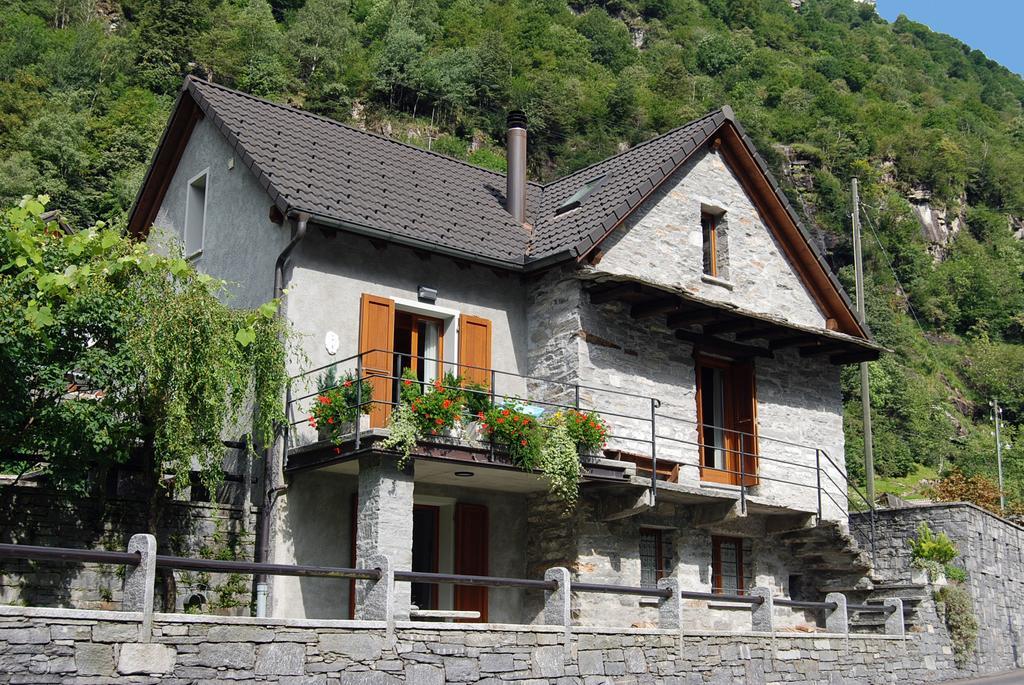 Casa Fontanella Villa Brione  Bagian luar foto