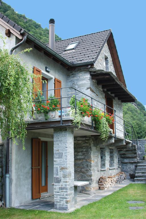 Casa Fontanella Villa Brione  Bagian luar foto
