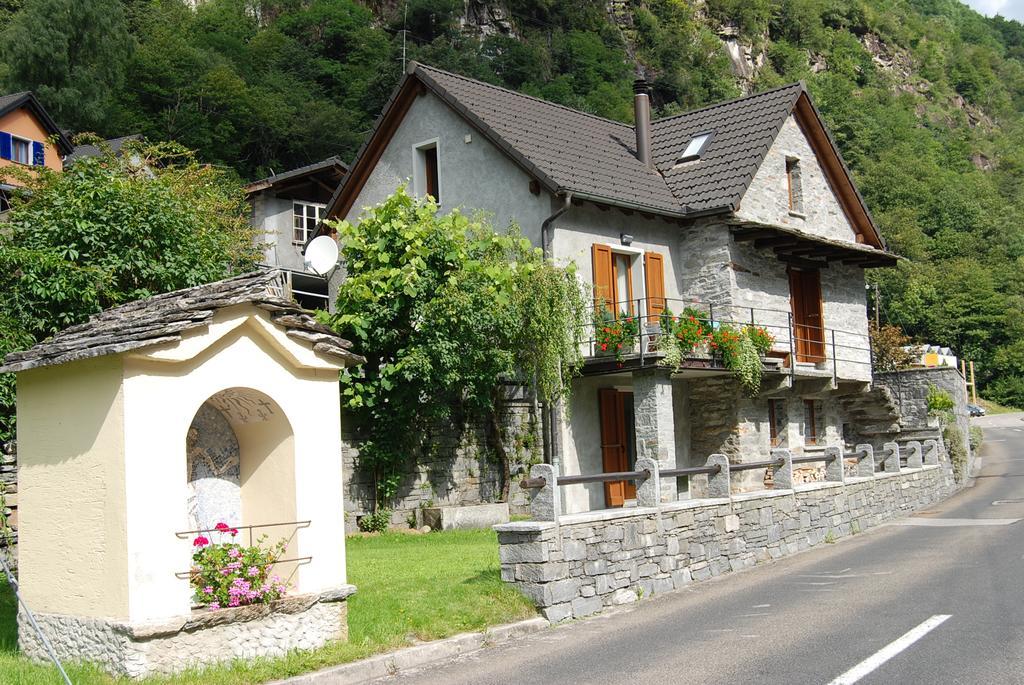 Casa Fontanella Villa Brione  Bagian luar foto